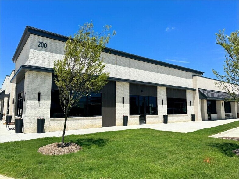 200 W John W Carpenter Fwy, Irving, TX à vendre - Photo de l’immeuble – Image 3 sur 9