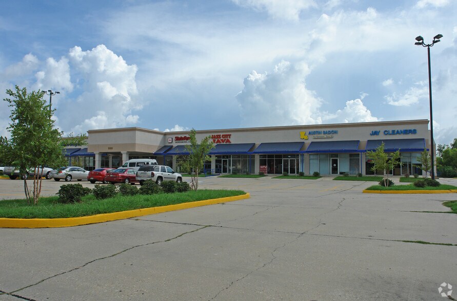 5555 Bullard Ave, New Orleans, LA à louer - Photo de l’immeuble – Image 3 sur 9