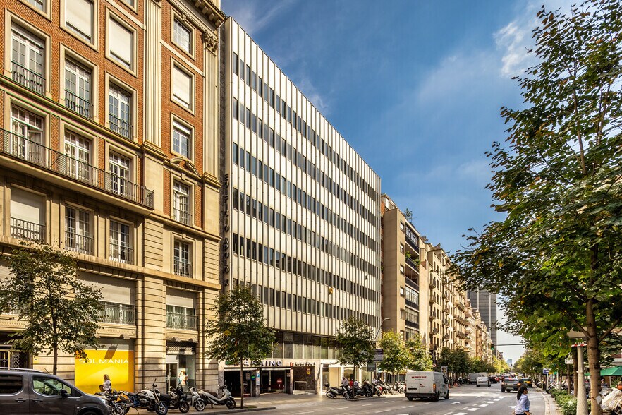 Carrer De Balmes, 196-200, Barcelone, Barcelona à louer - Photo de l’immeuble – Image 3 sur 4