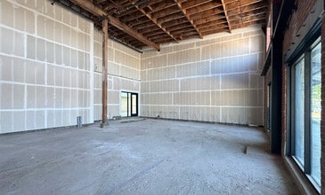 1501 Buena Vista Ave, Alameda, CA à louer Photo intérieure– Image 2 sur 3