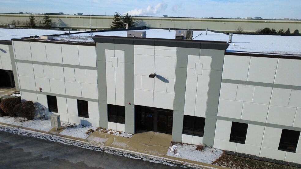 1601-1627 Rock Creek Blvd, Joliet, IL à louer - Photo principale – Image 1 sur 15