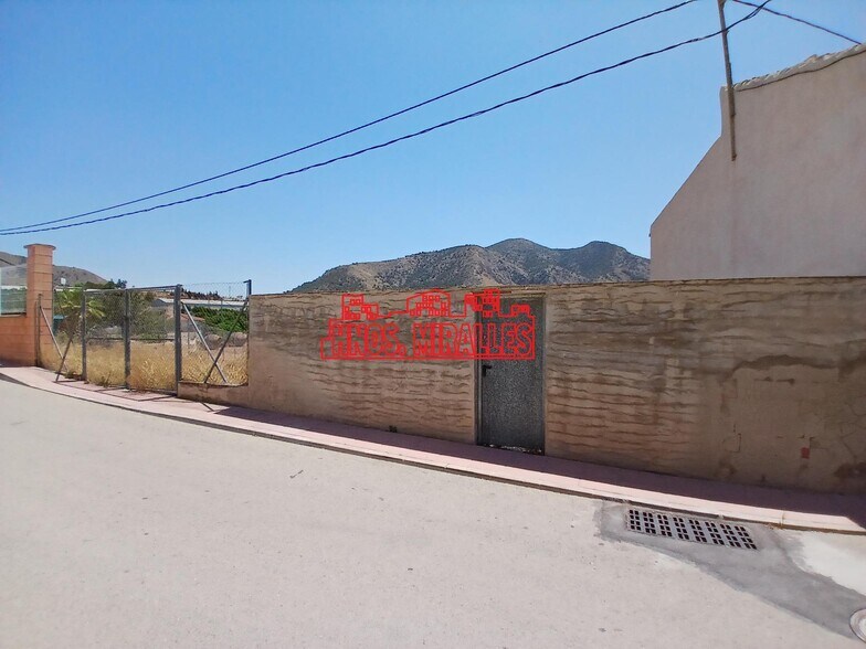 Terrain dans Algueña, Alicante à vendre - Photo de l’immeuble – Image 1 sur 5