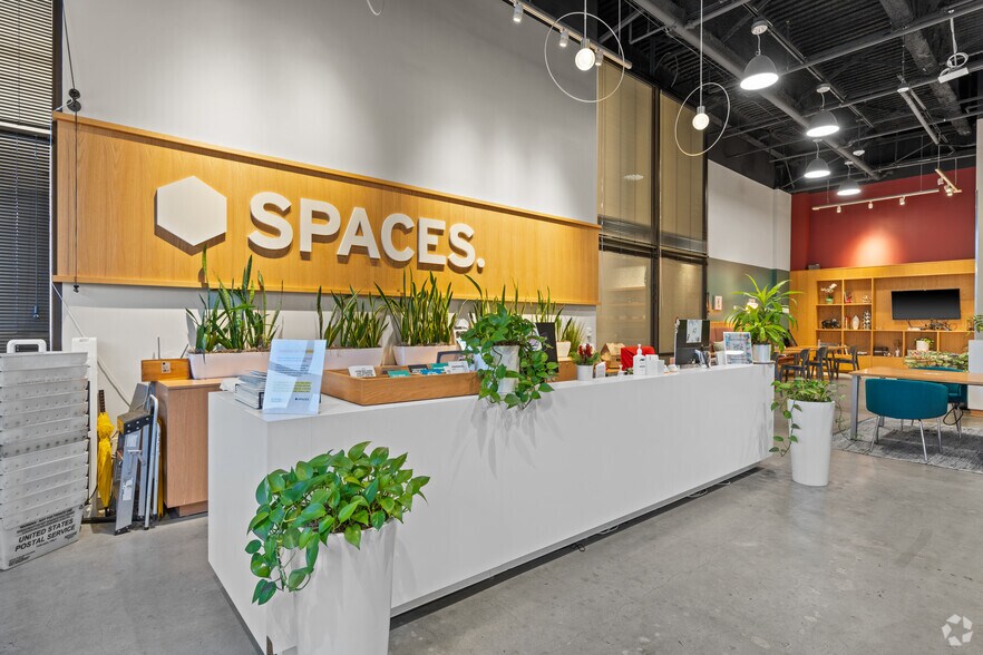 3031 Tisch Way, San Jose, CA à louer - Photo de l’immeuble – Image 3 sur 29