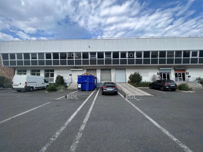Plus de détails pour Industriel/Logistique à louer