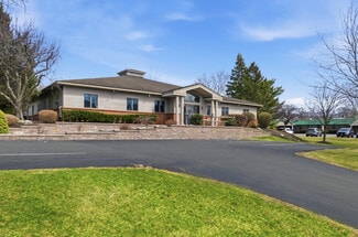 Plus de détails pour 33 Century Hill Dr, Latham, NY - Bureau à vendre