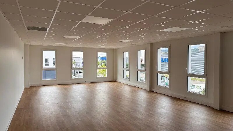 Local d'activités dans Genay à vendre - Photo intérieure – Image 3 sur 17