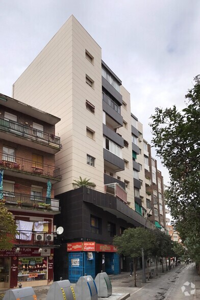 Calle Fuenlabrada, 6, Alcorcón, Madrid à vendre - Photo de l’immeuble – Image 2 sur 2
