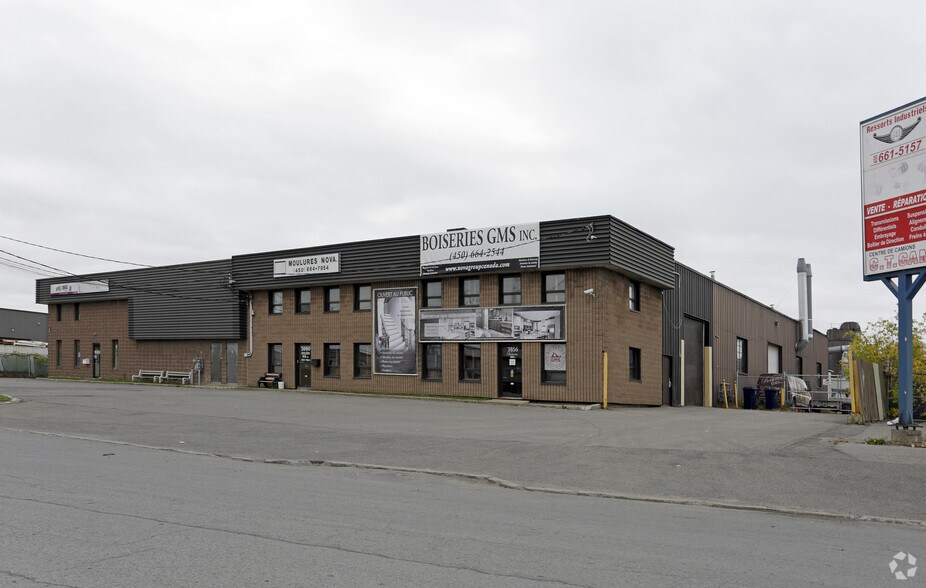 3864-3872 Boul Leman, Laval, QC à louer - Photo principale – Image 1 sur 3