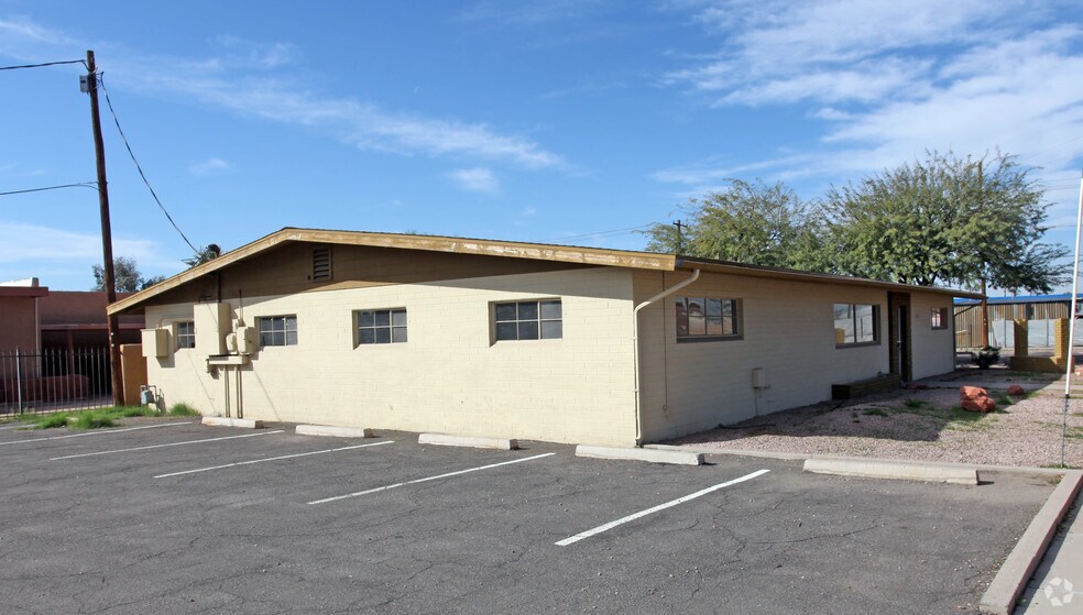 263 W 3rd Pl, Mesa, AZ à louer - Photo principale – Image 1 sur 6