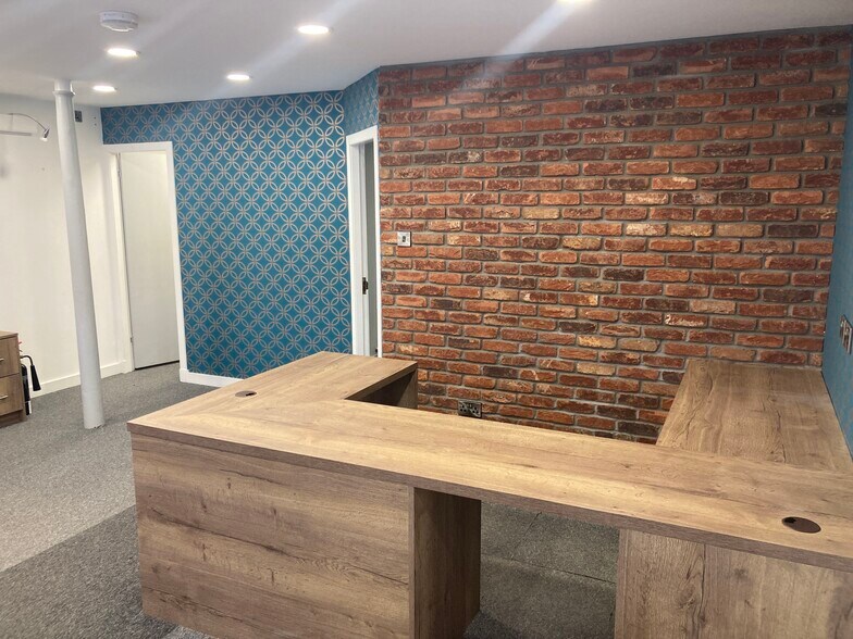 101 Main St, West Kilbride à louer - Photo de l’immeuble – Image 3 sur 5