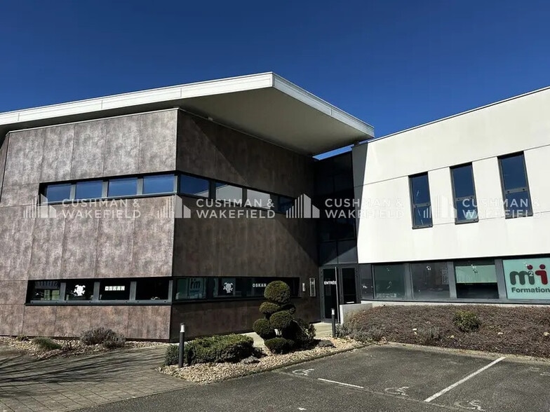 Bureau dans Schiltigheim à louer - Photo de l’immeuble – Image 1 sur 11