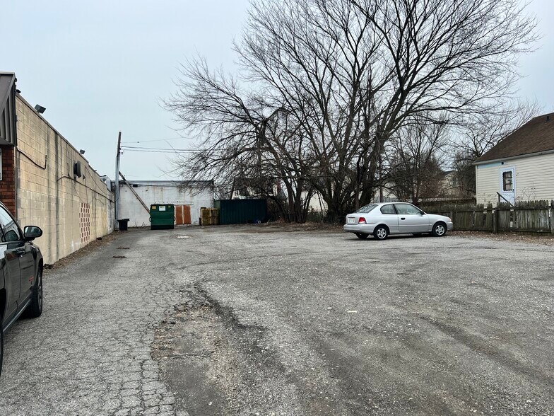 2701 North Point Rd, Baltimore, MD à vendre - Photo de l’immeuble – Image 3 sur 4