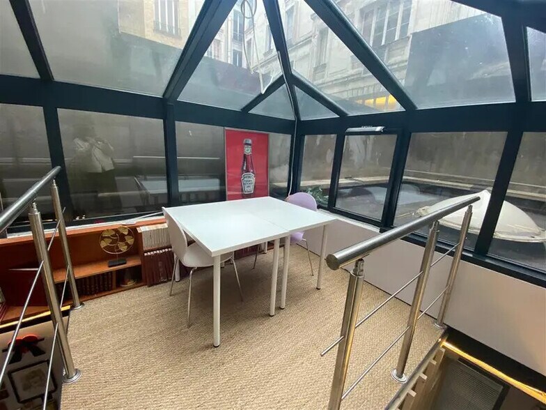 Bureau dans Paris à louer - Photo de l’immeuble – Image 2 sur 5
