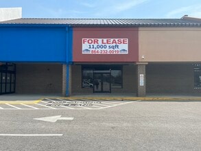 2221-2273 Charleston Hwy, Cayce, SC à louer Photo de l’immeuble– Image 1 sur 3