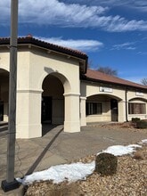 1201 Wakarusa Dr, Lawrence, KS à louer Photo intérieure– Image 2 sur 6