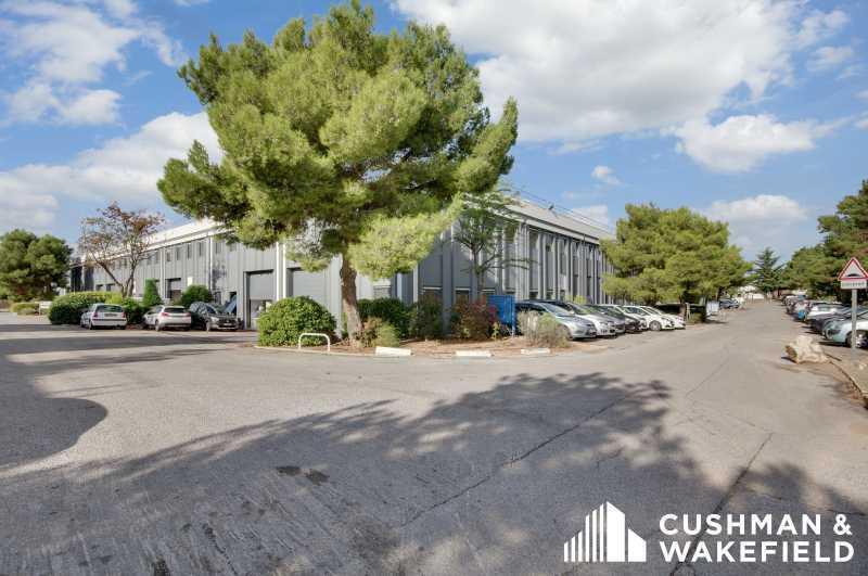 Chemin De La Bastide Blanche, Vitrolles à louer Photo principale– Image 1 sur 10