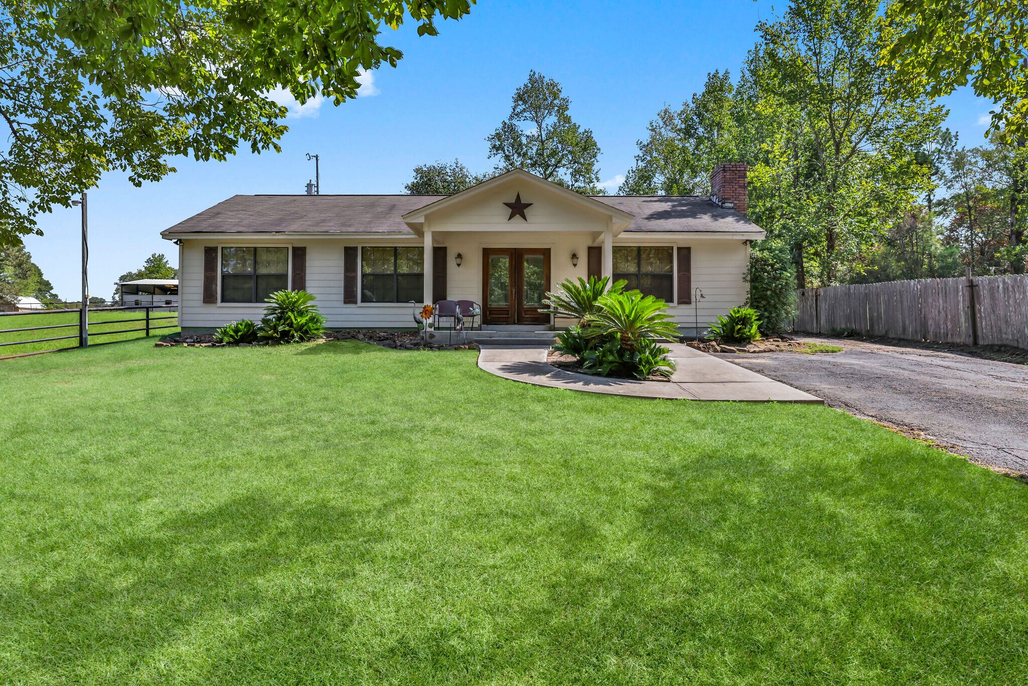 19094 FM 2854 Rd, Montgomery, TX à vendre Photo principale– Image 1 sur 67