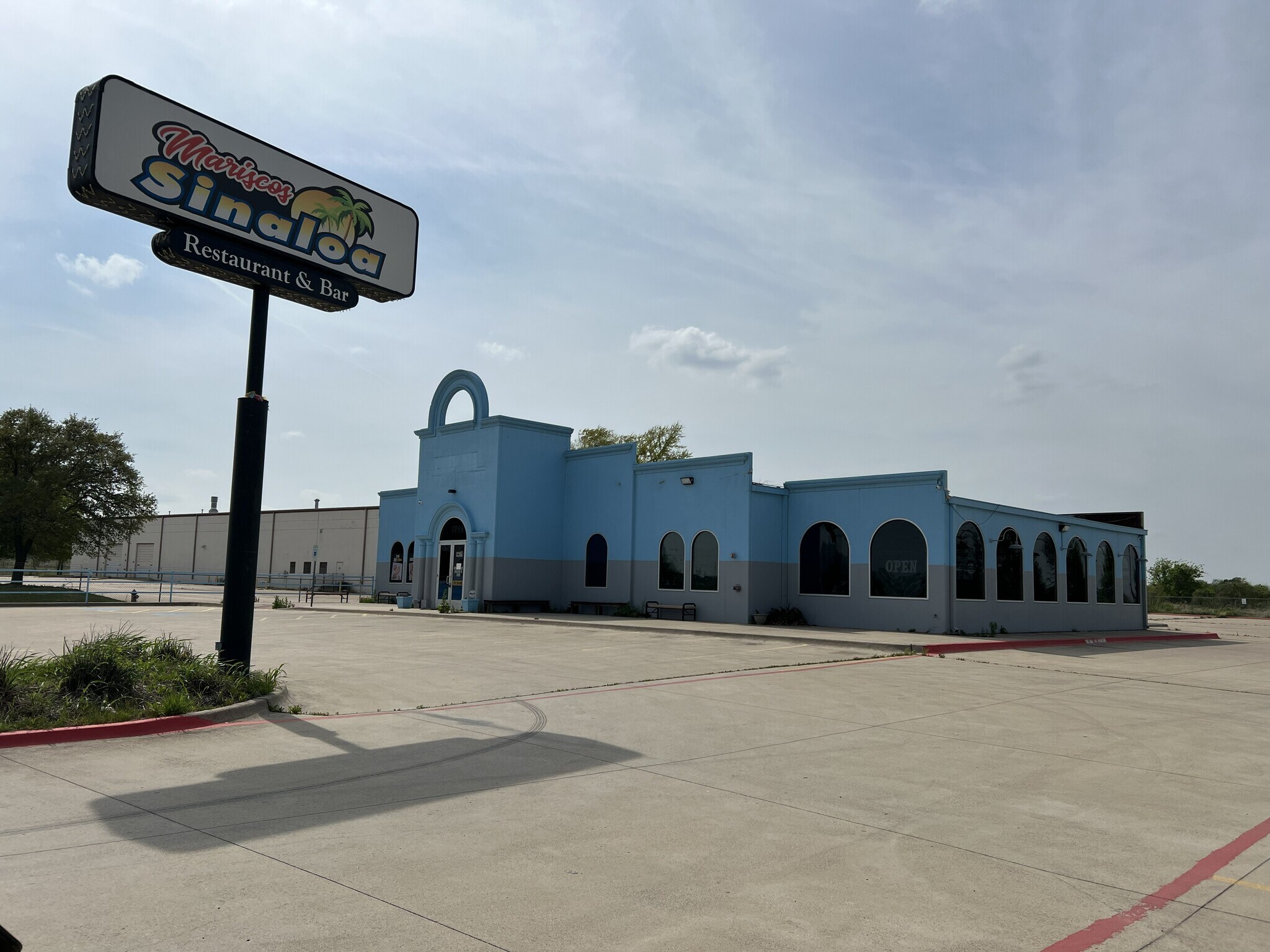 1940 SW Wilshire Blvd, Burleson, TX à vendre Photo de l’immeuble– Image 1 sur 8