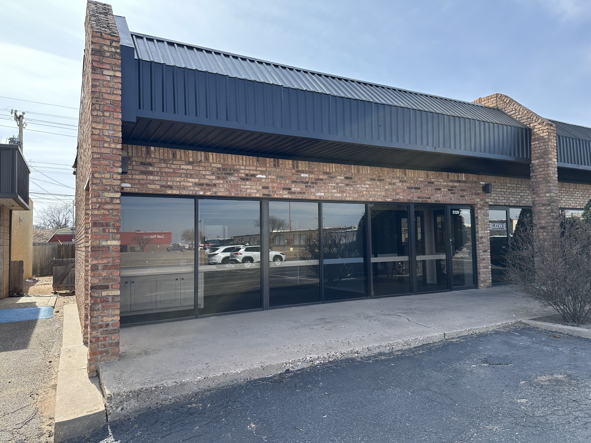 5139-5147 69th St, Lubbock, TX à louer Photo de l’immeuble– Image 1 sur 19
