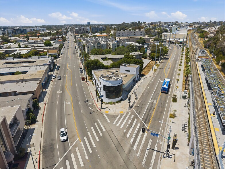 10020 National Blvd, Los Angeles, CA à vendre - Photo de l’immeuble – Image 2 sur 14