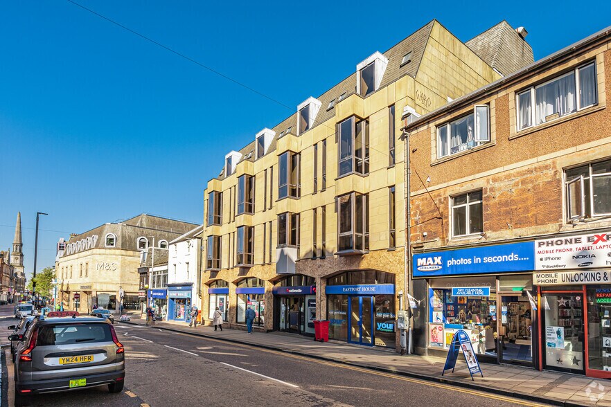 12 East Port, Dunfermline à louer - Photo de l’immeuble – Image 2 sur 2