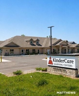 Plus de détails pour 4640 Knutsen Dr, Farmington, MN - Local commercial à vendre