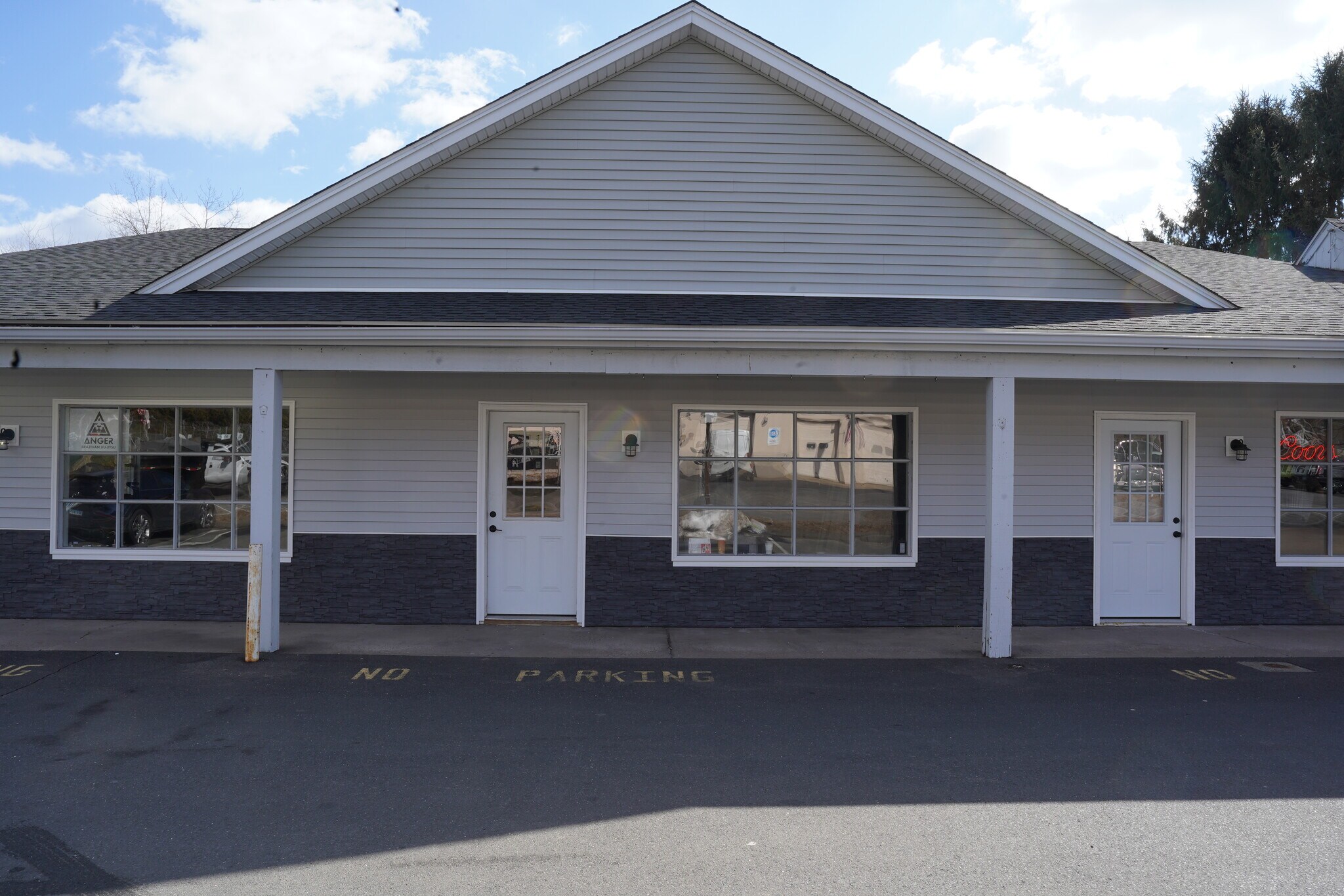 968 Killingworth Rd, Haddam, CT à louer Photo principale– Image 1 sur 6
