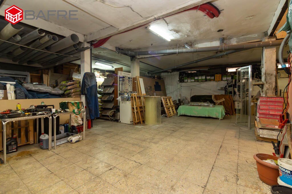 Immeuble residentiel dans Madrid, Madrid à vendre Photo principale– Image 1 sur 3