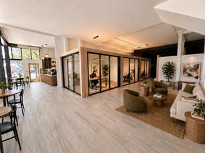 8926-8928 N Lombard St, Portland, OR à louer Photo intérieure– Image 2 sur 2