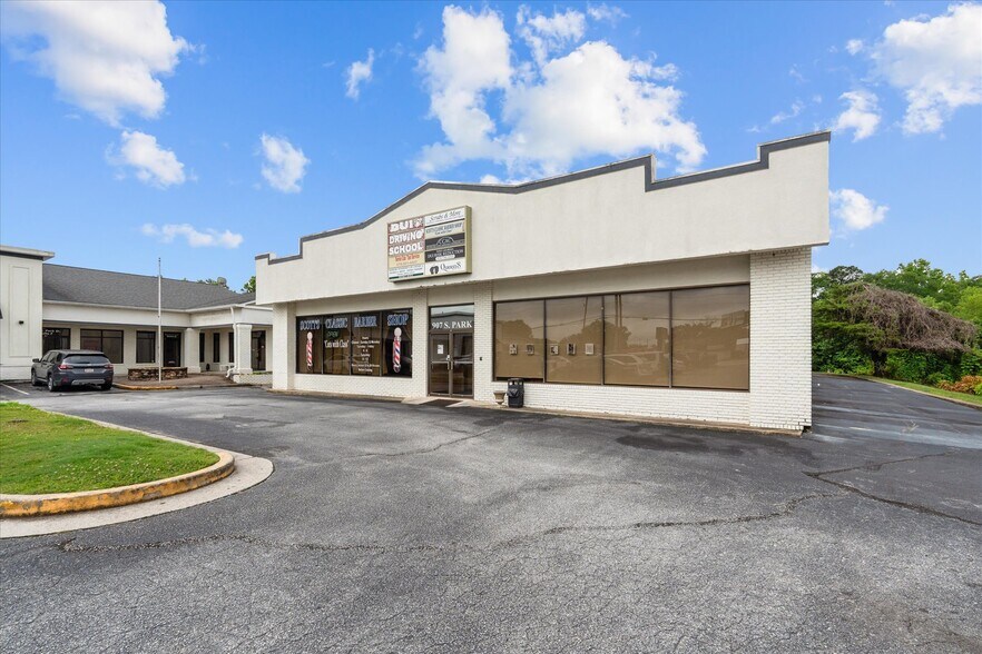 907-909 S Park St, Carrollton, GA à louer - Photo de l’immeuble – Image 3 sur 19