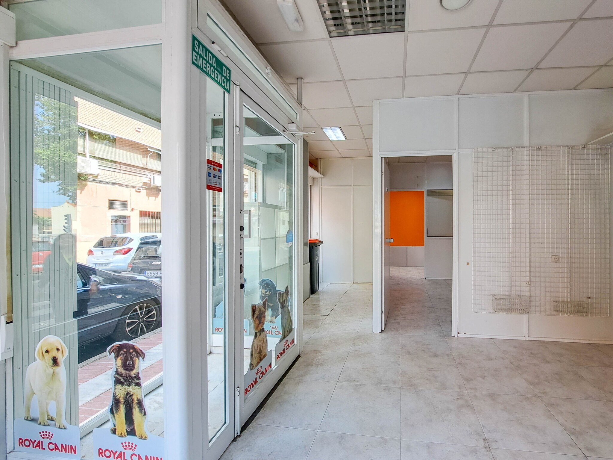 Local commercial dans Madrid, Madrid à louer Photo intérieure– Image 1 sur 6