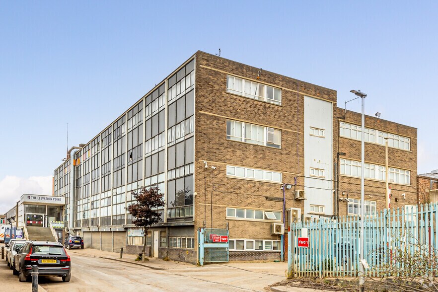 3 Herringham Rd, Londres à louer - Photo principale – Image 1 sur 5