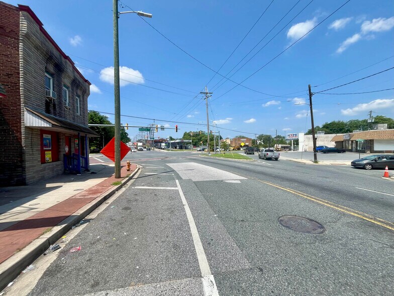 6705 Holabird Ave, Dundalk, MD à vendre - Photo de l’immeuble – Image 2 sur 12
