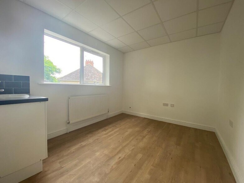 124 Stourport Rd, Kidderminster à louer - Photo de l’immeuble – Image 2 sur 13