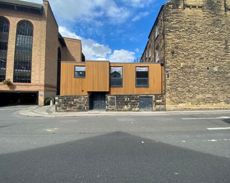 29 East Parade, Harrogate à louer - Photo de l’immeuble – Image 1 sur 2