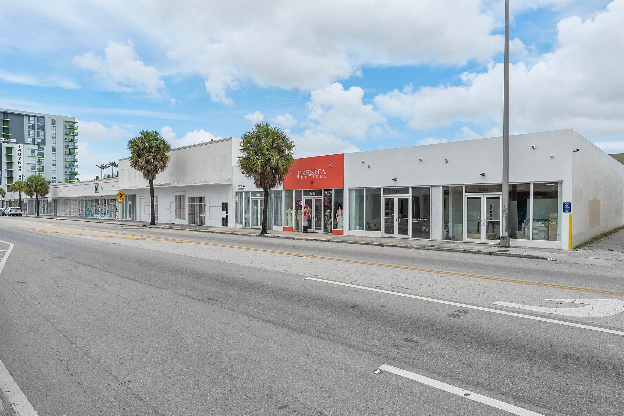 1624-1626 NW 36th St, Miami, FL à louer Photo de l’immeuble– Image 1 sur 10