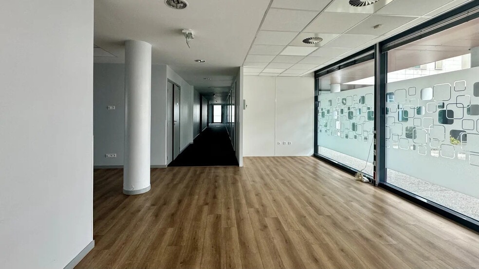 Bureau dans Marcq-en-Baroeul à louer - Photo intérieure – Image 2 sur 8