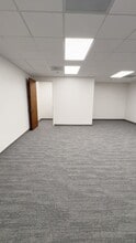 11300 4th St N, Saint Petersburg, FL à louer - Vidéo sur l’annonce professionnelle