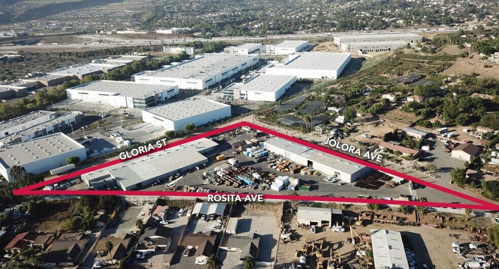 19930 Rosita Ave, Corona, CA à louer - Photo de l’immeuble – Image 3 sur 5