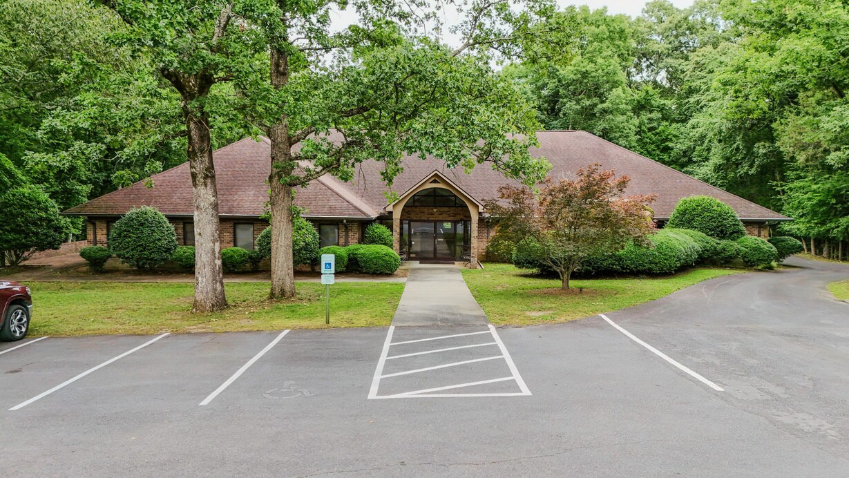 6509 Hudspeth Rd, Harrisburg, NC à vendre Photo de l’immeuble– Image 1 sur 14