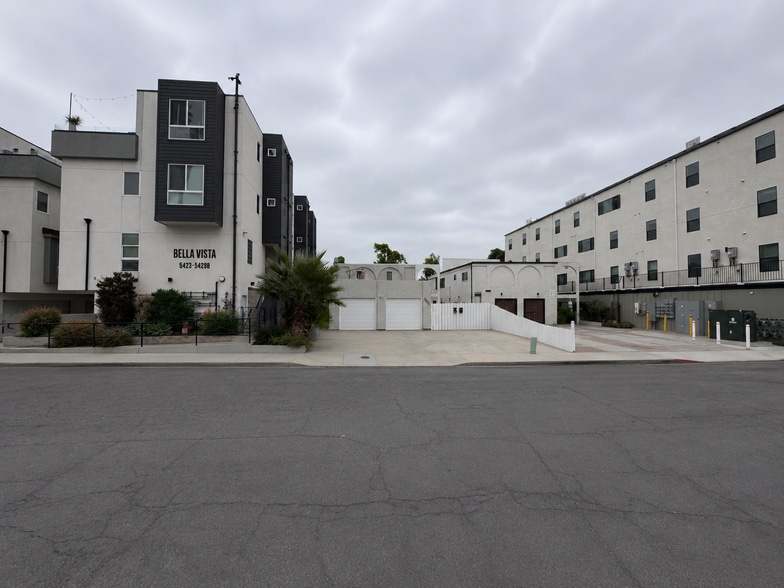 5419 Lauretta St, San Diego, CA à vendre - Photo de l’immeuble – Image 3 sur 12
