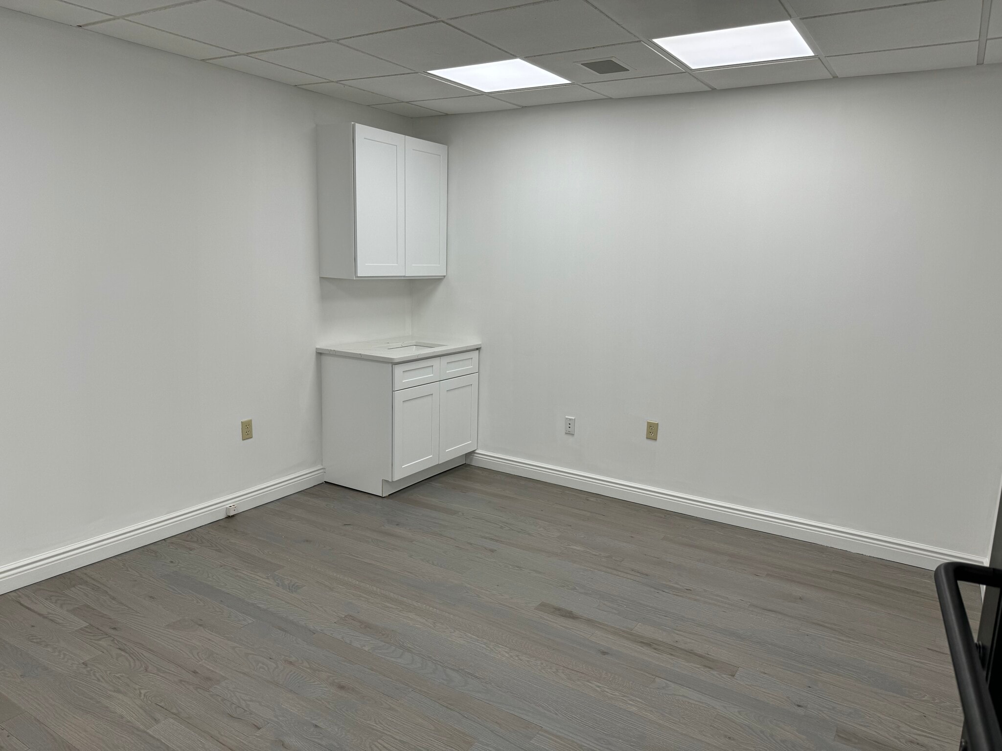 339 Passaic Ave, Nutley, NJ à louer Photo intérieure– Image 1 sur 1