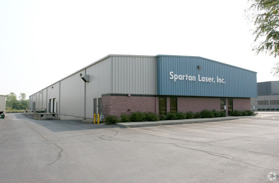 4501 Triangle St, McFarland, WI à louer - Photo de l’immeuble – Image 2 sur 17