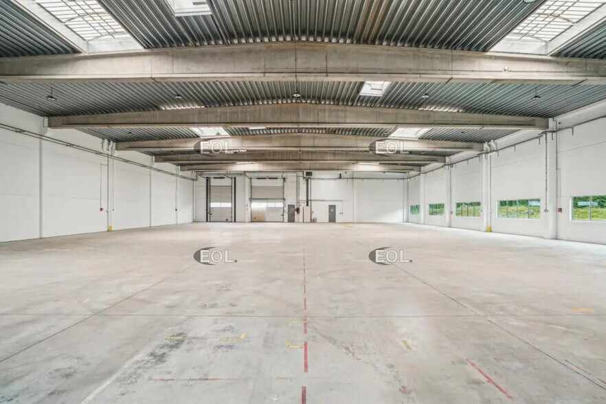 Industriel/Logistique dans Chilly-Mazarin à louer - Photo de l’immeuble – Image 3 sur 8