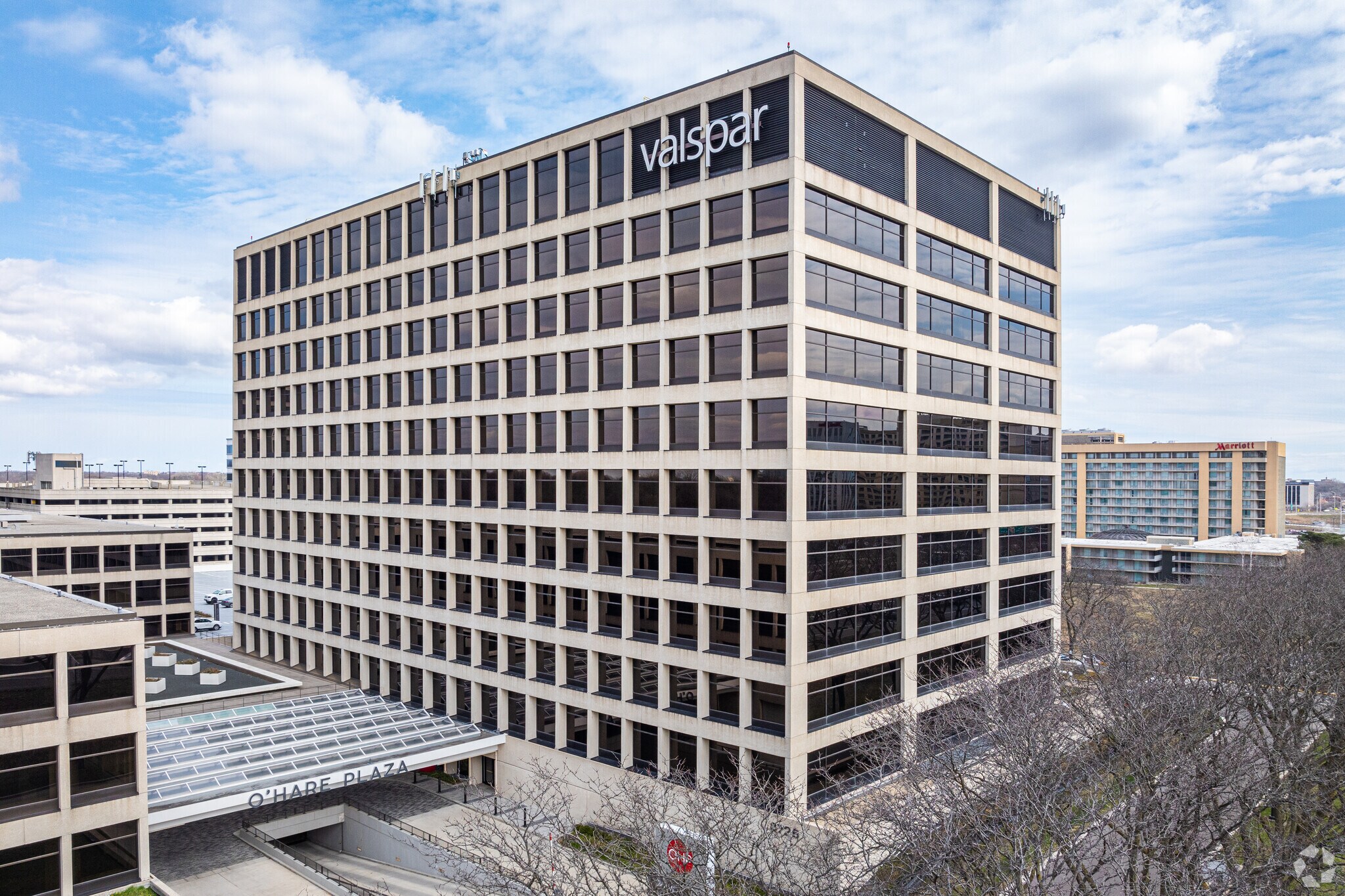 8725 W Higgins Rd, Chicago, IL à louer Photo principale– Image 1 sur 28