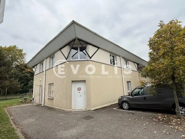 Plus de détails pour 3 B Rue Irene Joliot Curie, Eybens - Bureau à louer