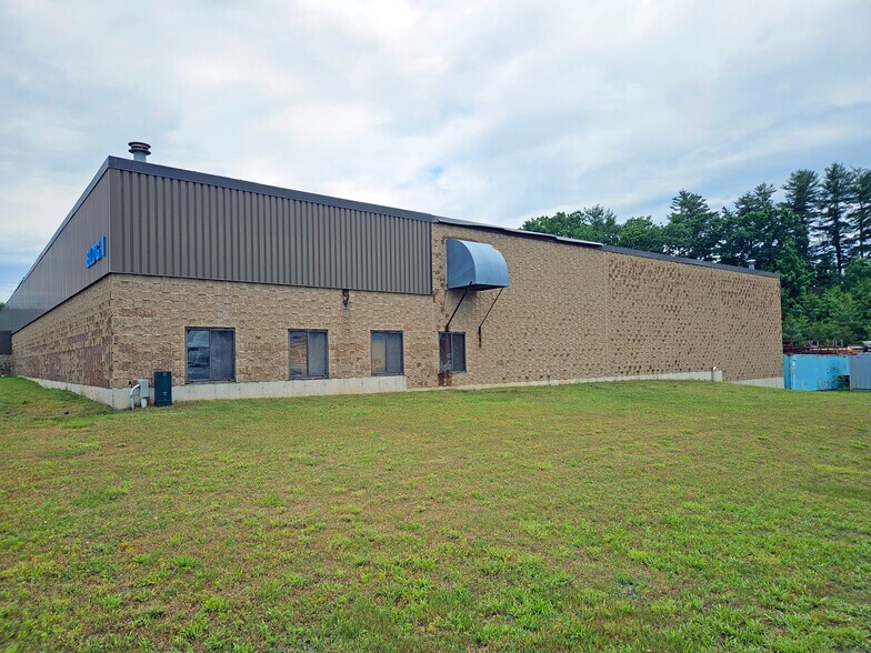 10 Forbes Rd, Newmarket, NH à louer - Photo de l’immeuble – Image 2 sur 6