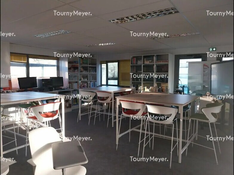 Bureau dans Brest à louer - Photo de l’immeuble – Image 3 sur 10