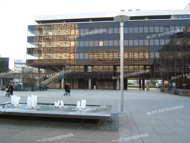 Bureau dans Rennes à louer - Photo de l’immeuble – Image 1 sur 10