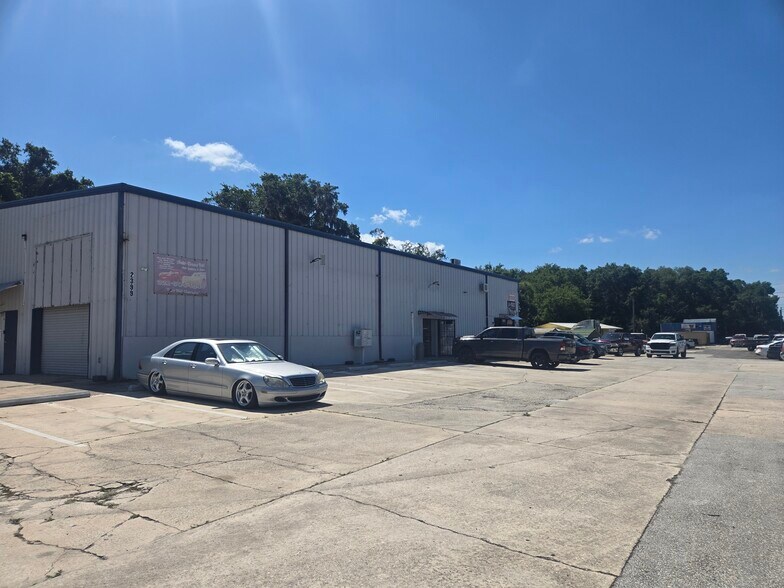 2399 US Highway 1, Mims, FL à vendre - Photo de l’immeuble – Image 2 sur 10